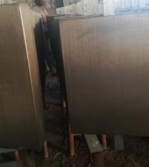 厂家低电阻石墨非金属耐腐蚀性良好，使用寿命长
